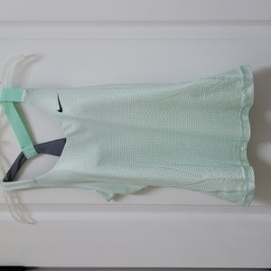 Nike Women's Drifit Tennis Tank NWT, Small